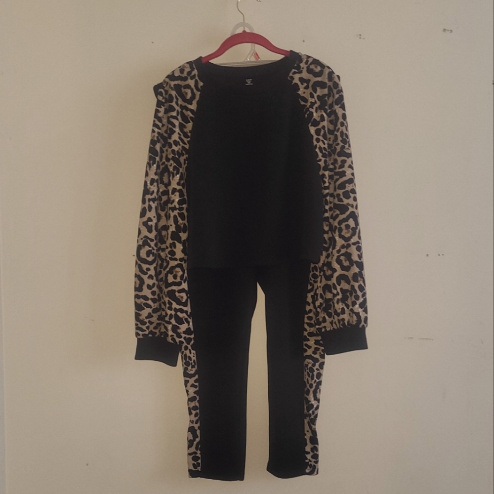 2pc Leopard Print Set - image 1